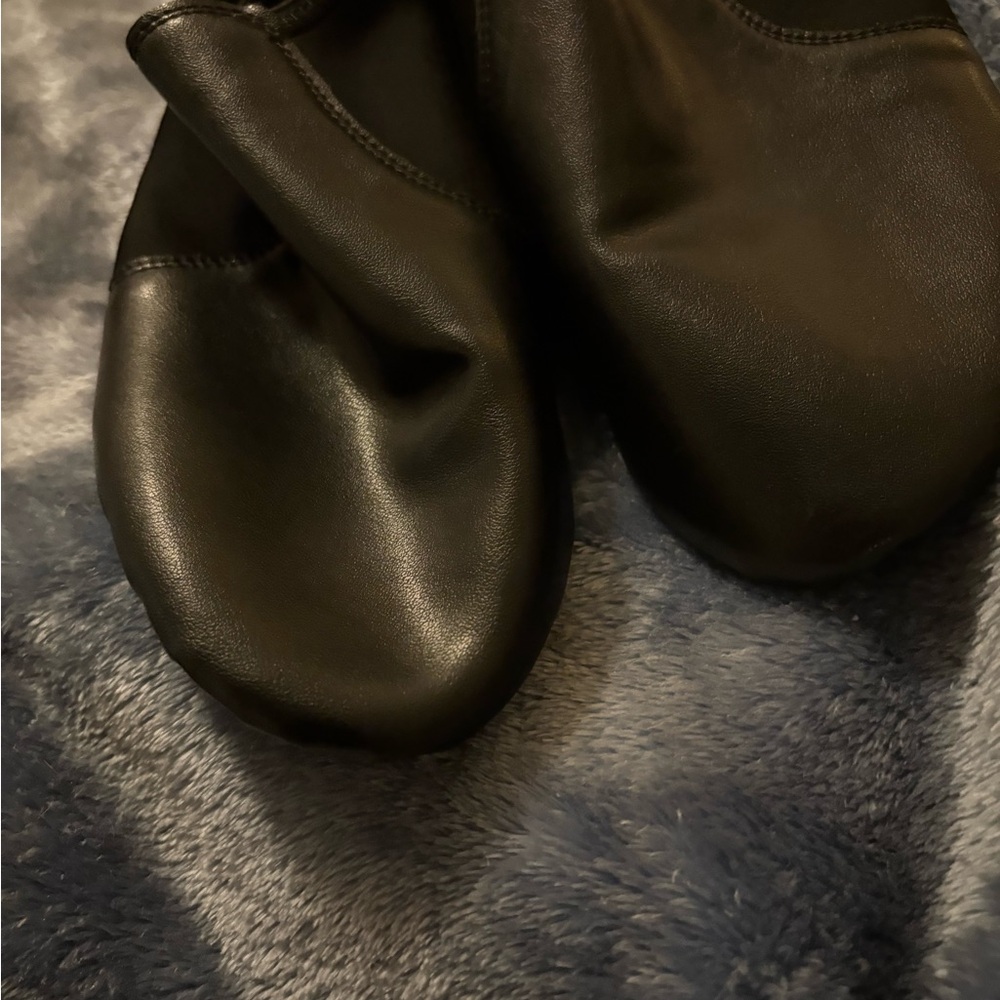 Bokimd split sole black leather dance shoe